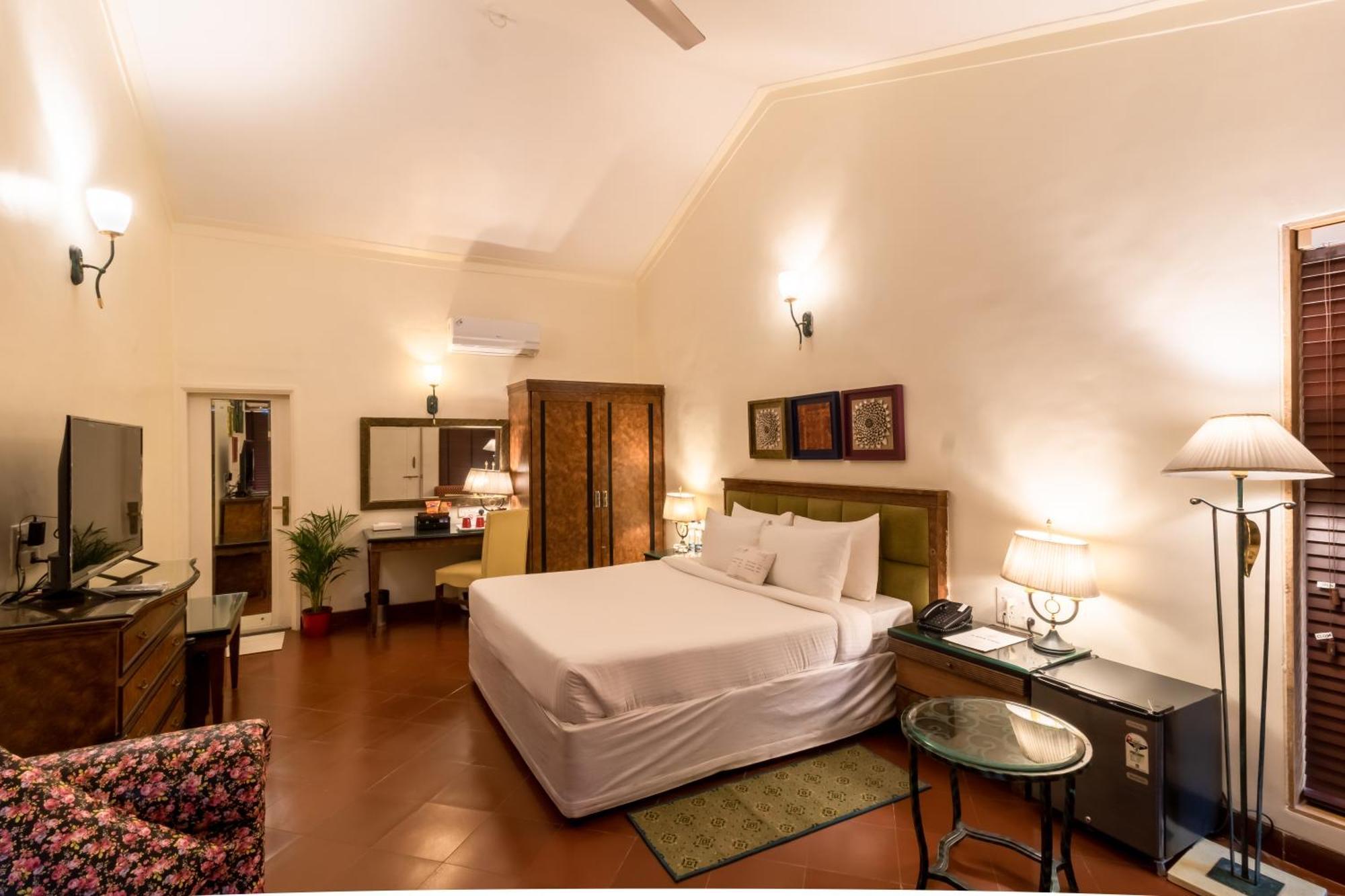 Residency Lake Resort & Spa Mulshi Bagian luar foto